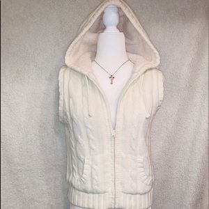 Arizona weather  Vest Large (P/O) not sleeveless